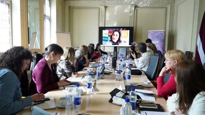 Cultural heritage specialists meet at a meeting