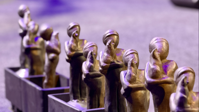 Balvas statuetes
