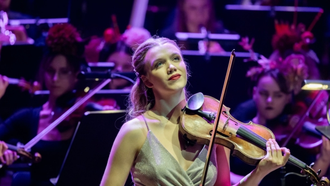 Vijolniece Elza Siliņa un Liepājas simfoniskais orķestris