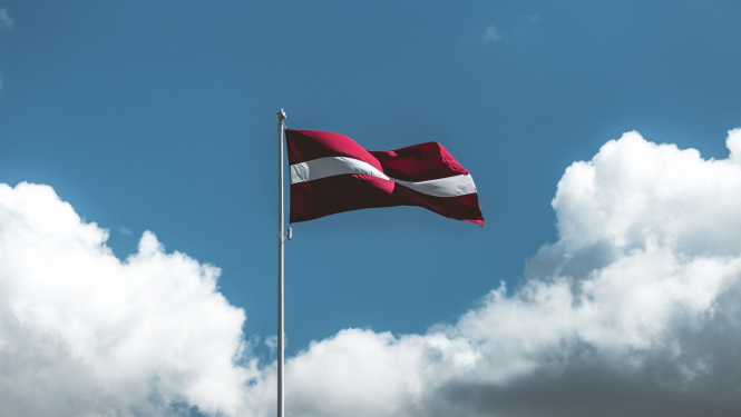 Latvijas karogs