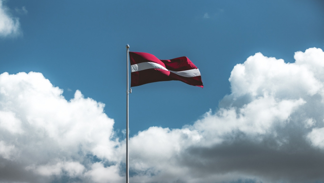 Latvijas karogs