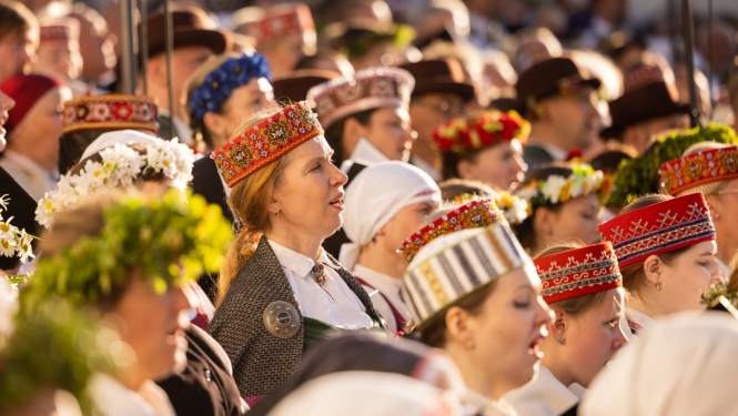 Kora dziedātāji koncertā