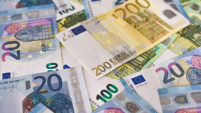 Eiro banknotes
