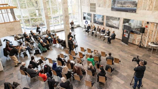 Kultūras nozares organizētā preses konference, piesakot akciju "Kultūra (iz)dzīvo" Rīgā, Kongresu namā