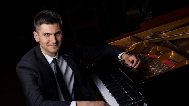 Pianists Vestards Šimkus