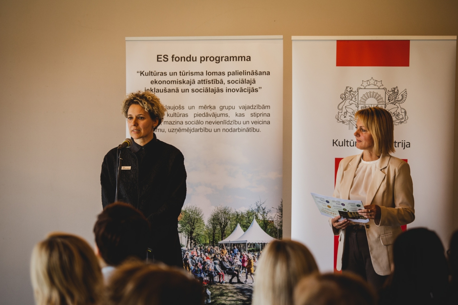 ES fondu programmas “Kultūras un tūrisma lomas palielināšana ekonomiskajā attīstībā, sociālajā iekļaušanā un sociālajās inovācijās” atklāšanas pasākuma norise un apmeklētāji
