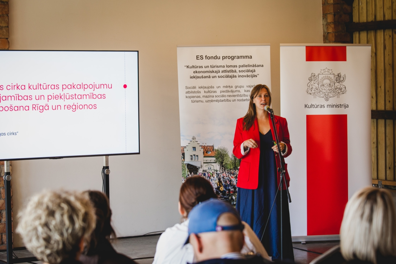 ES fondu programmas “Kultūras un tūrisma lomas palielināšana ekonomiskajā attīstībā, sociālajā iekļaušanā un sociālajās inovācijās” atklāšanas pasākuma norise un apmeklētāji