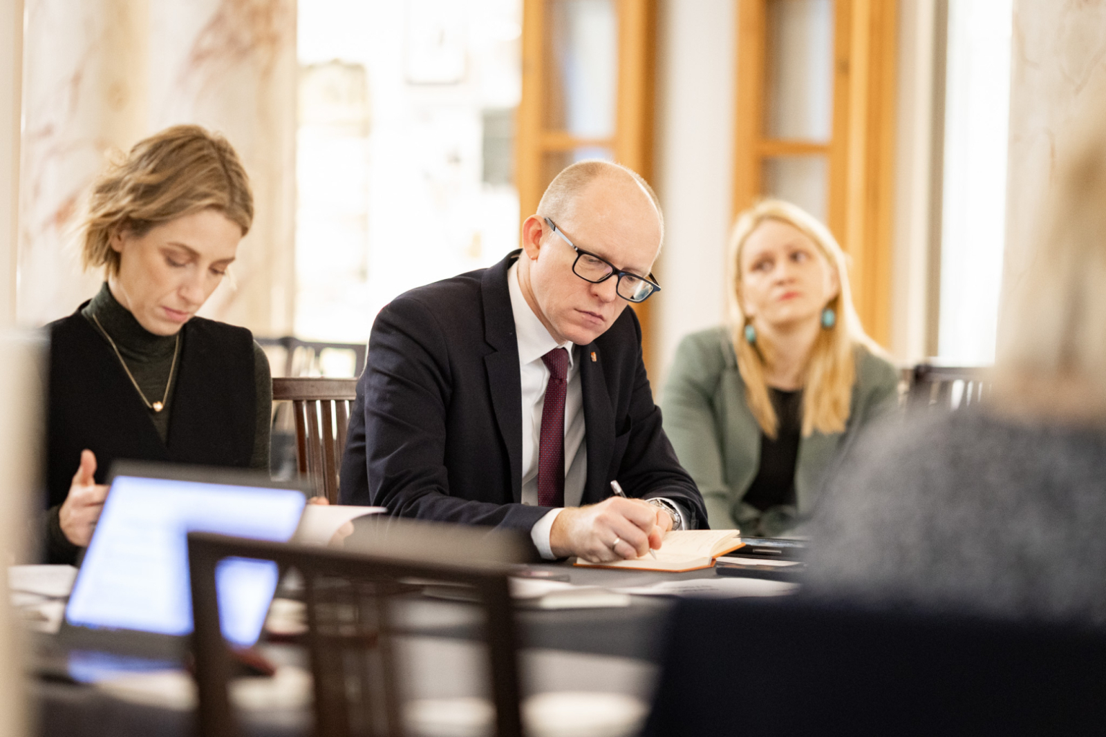 UNESCO Latvijas Nacionālās komisijas dalībnieki RVKM Kolonnu zālē