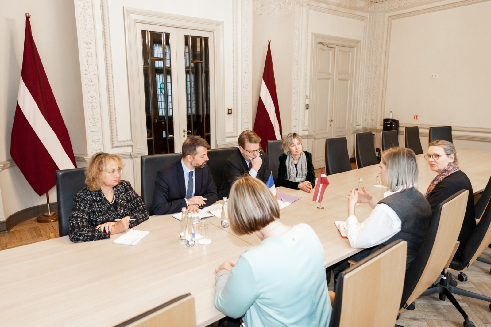 07.02.2025_Tikšanās ar Francijas vēstnieku Latvijā V.E. Manuelu Lafonu Rapnuiju (H.E. Mr Manuel Lafont Rapnouil)