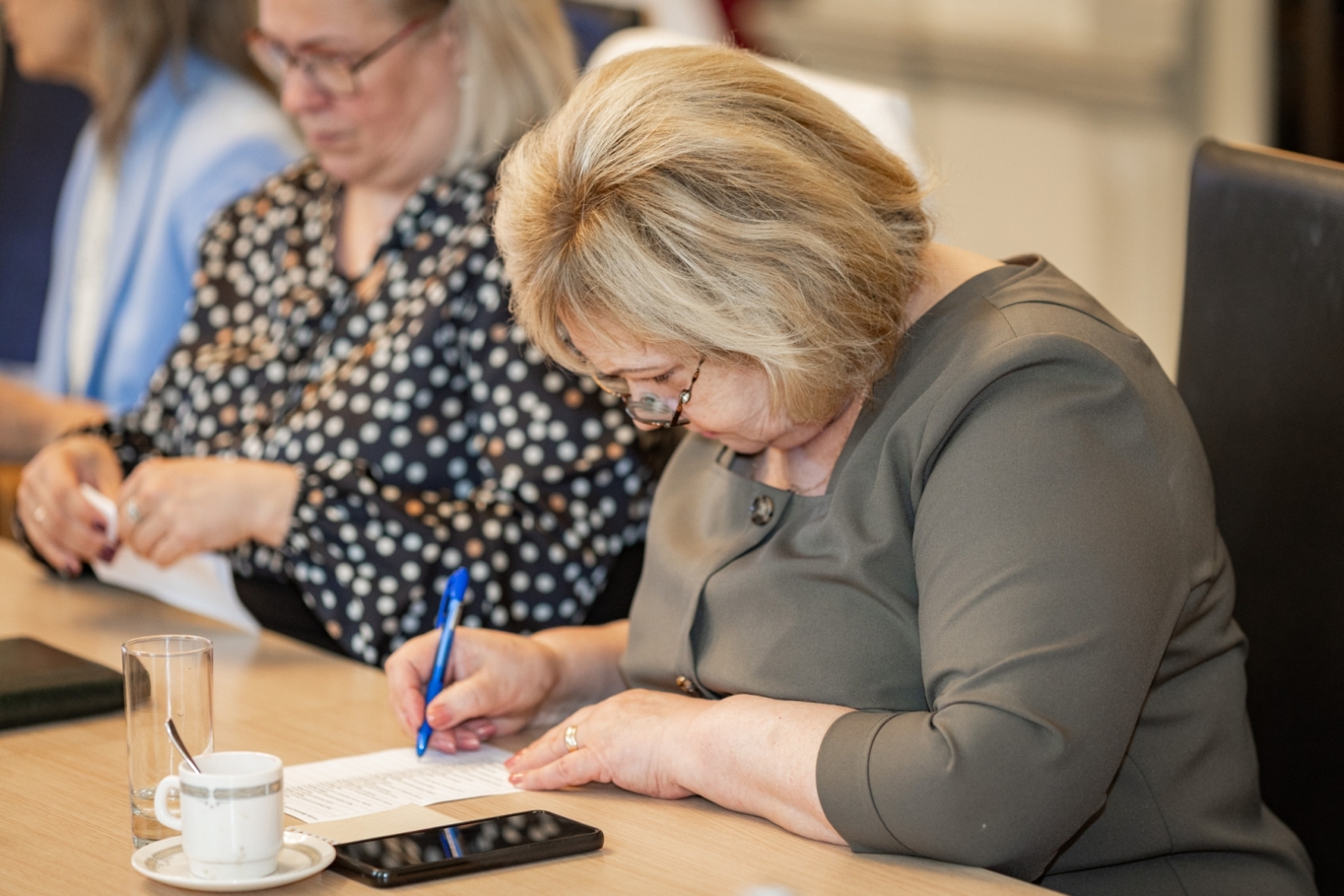 Latvijas Bibliotēku padomes sēdes norise un dalībnieki KM Lielajā zālē
