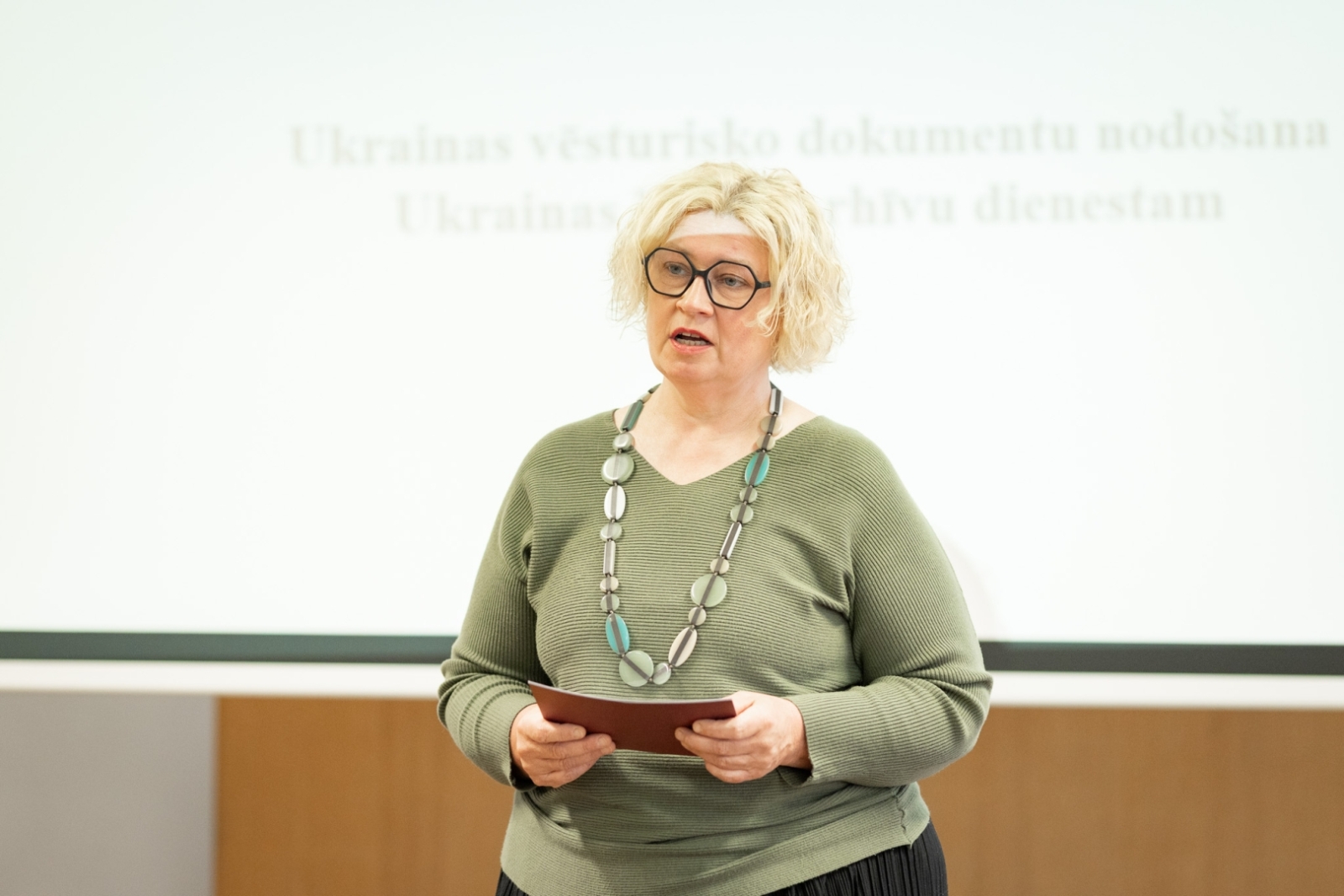 Latvijas Nacionālais arhīvs atdod Ukrainas vēsturiskos dokumentus Ukrainas Valsts arhīvu dienestam
