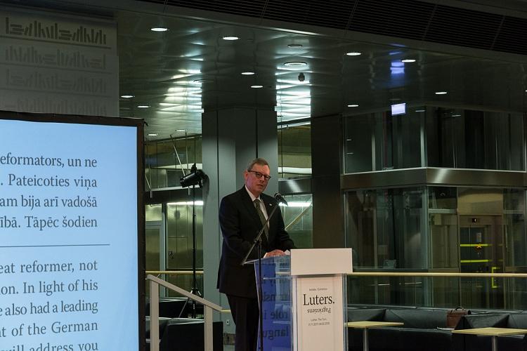 Izstādes “Luters. Pagrieziens” atklāšana LNB