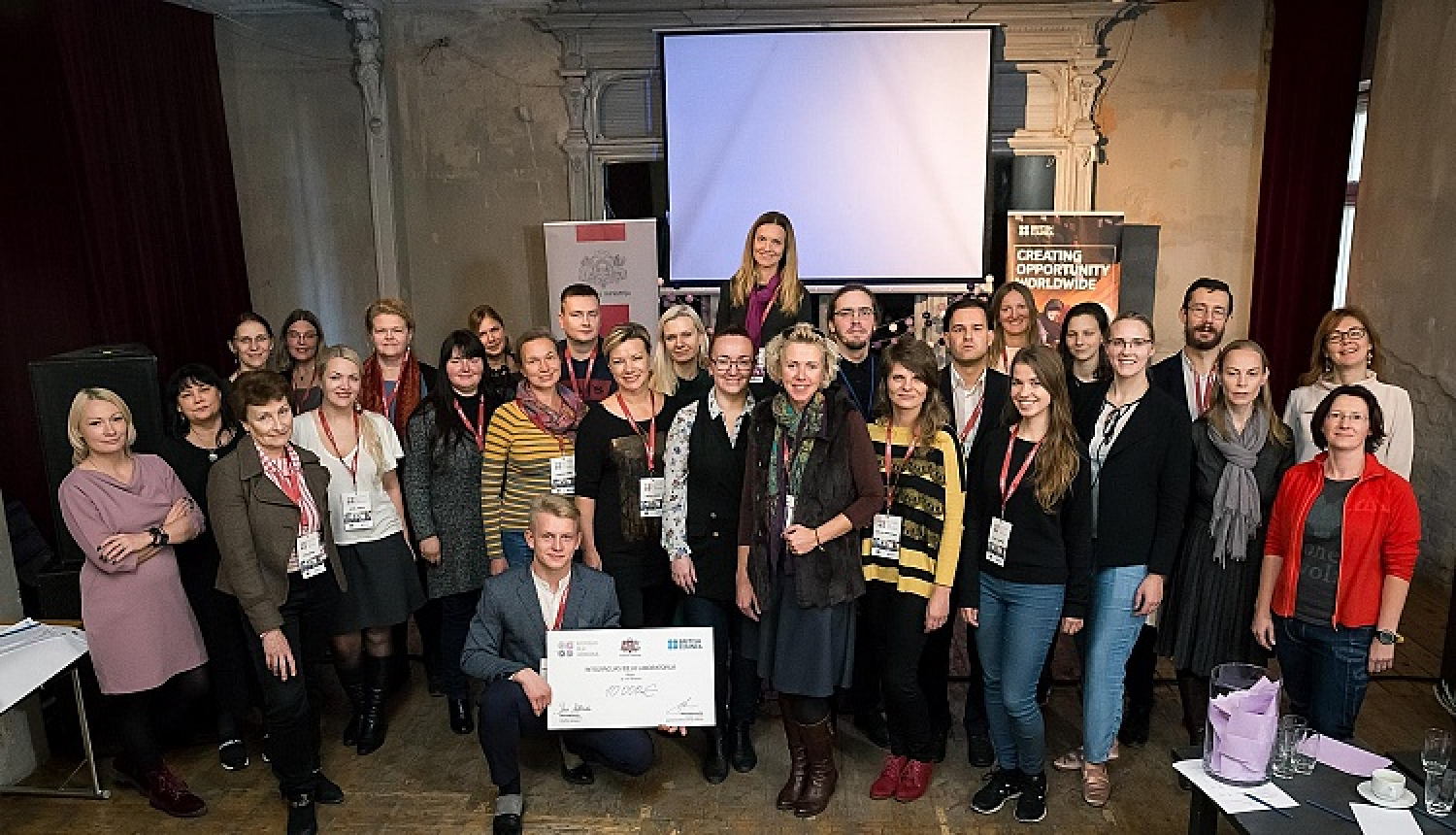 Integrācijas ideju laboratorijas galvenā balva - mobilās aplikācijas COoperly izstrādei