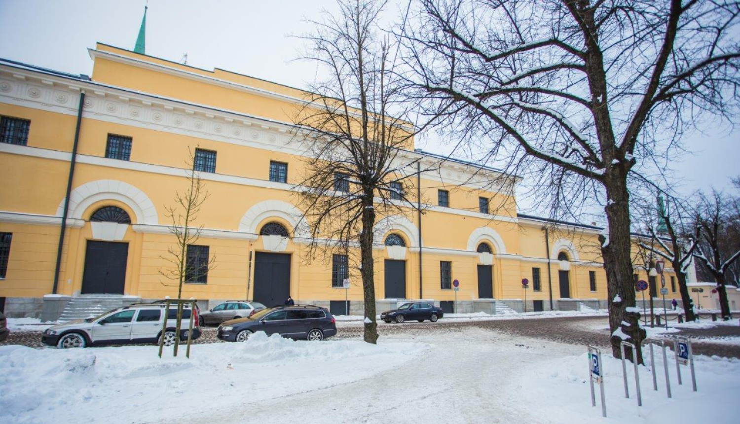 Izstāžu zāles "Arsenāls" atjaunotā fasāde