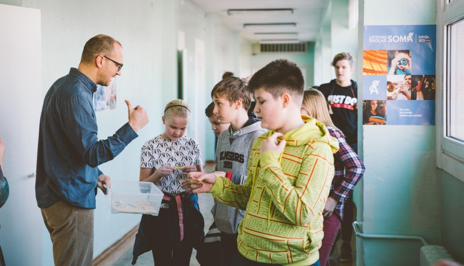 Foto no Istaba teātra izrādes “Klusētāji”, foto autors: Oskars Artūrs Upenieks