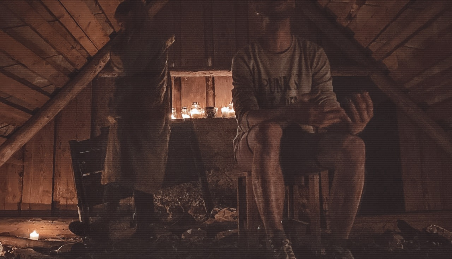 Tumši bēniņi