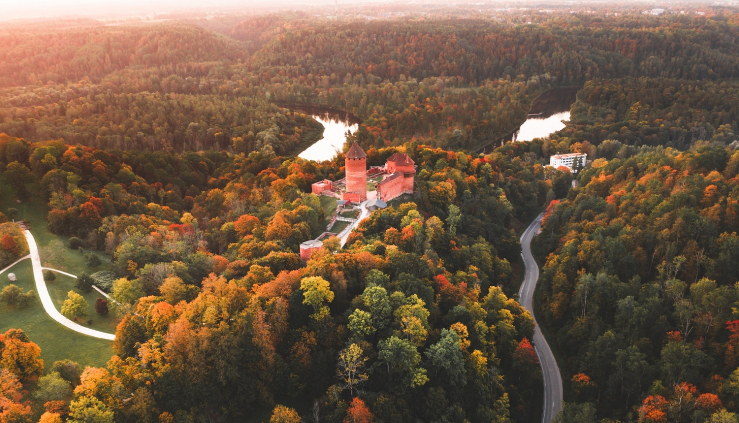 Turaidas pils apkārtne