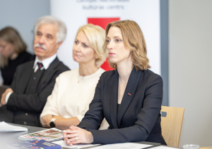 Kultūras ministre Agnese Lāce Dziesmu un deju svētku padomes sēdē