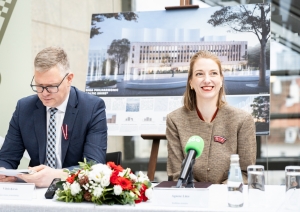 20.11.2024_Rīgas filharmonijas ēkas projektēšanas darbu līguma noslēgšanas mediju pasākums