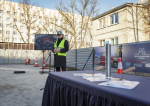 Kultūras ministrs Nauris Puntulis piedalās TabFab radošā kvartāla pamatkapsulas iemūrēšanas pasākumā