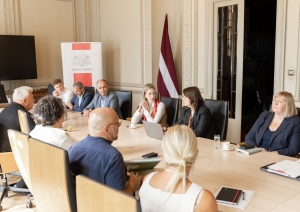 Ministre tiekas ar kultūras jomas profesionālo vidusskolu vadītājiem