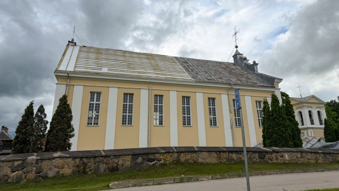 Bebrenes Svētā Jāņa Kristītāja Romas katoļu baznīca