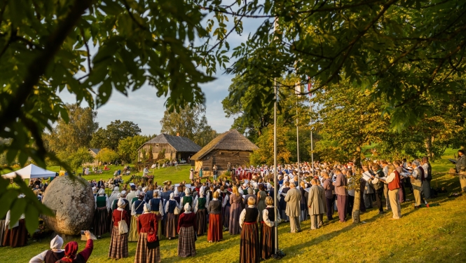 Koru saiets "Meņģeļos"
