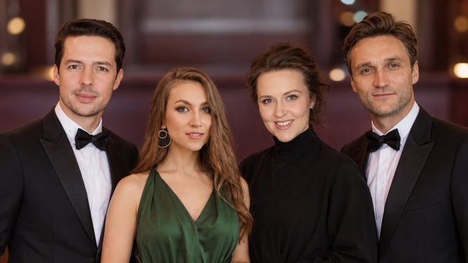 Latvijas Nacionālās operas solisti – soprāni Inna Kločko un Annija Kristiāna Ādamsone, tenors Mārtiņš Šmaukstelis un basbaritons Rihards Mačanovskis