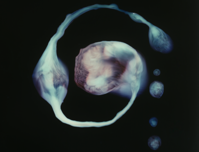 Kristīne Krauze-Slucka. Materiālā visuma vibrācijas. Zelta slāpes. 2020. Sensorium, virtuālā izstāde immersive.rixc.org, RIXC publicitātes foto.
