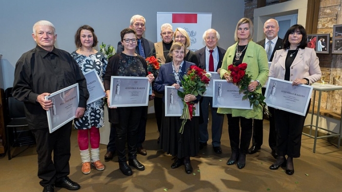 Pasniegti Ministru kabineta Atzinības raksti izcilām kultūras nozares personībām
