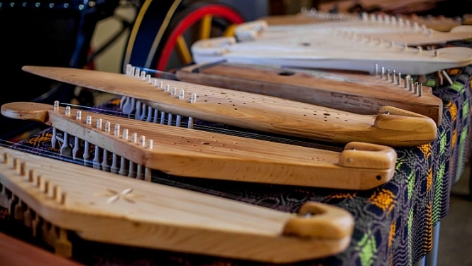 Atklāta jauna tīmekļa vietne par tautas mūzikas instrumentiem Latvijā