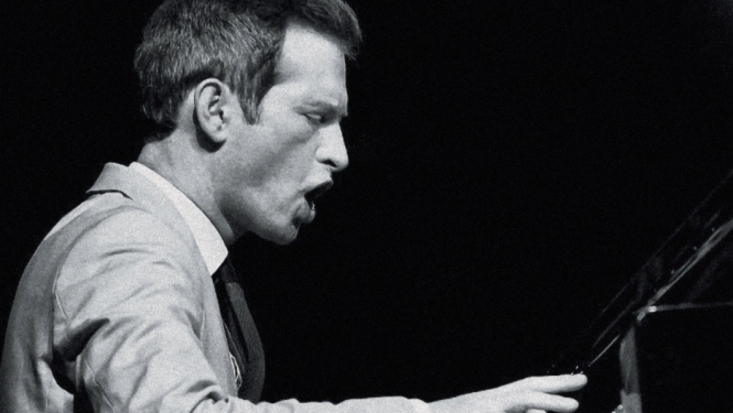 Britu džeza vokālists, pianists un komponists Entonijs Strongs (Anthony Strong)