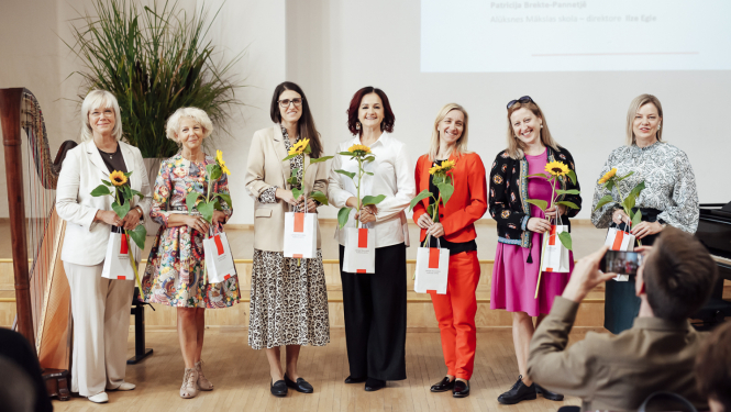 Jaunie izglītības iestāžu vadītāji Latvijas profesionālās ievirzes un profesionālās vidējās kultūrizglītības iestāžu vadības sanāksmē Ogrē