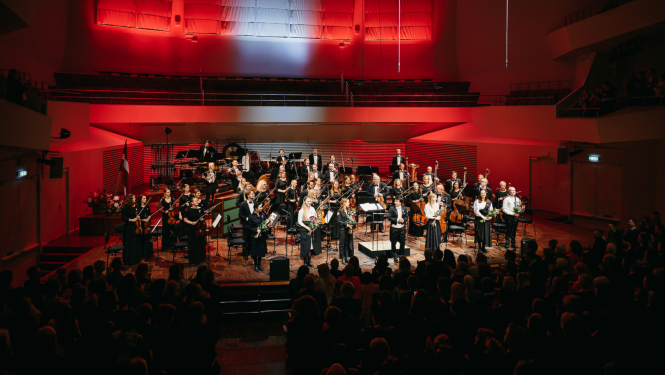 Valsts svētku koncerts Liepājas koncertālē "Lielais dzintars"