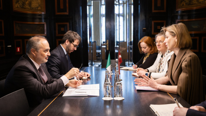 Kultūras ministres Agneses Lāces tikšanās ar Itālijas Republikas vēstnieku Latvijā V.E. Alessandro Monti
