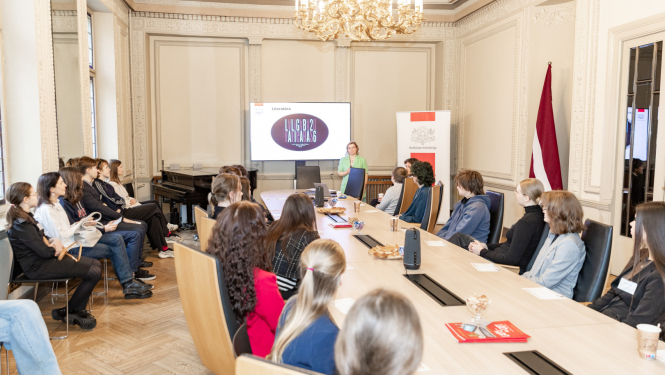 Ēnu dienas norise - jaunieši un KM pārstāvji