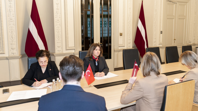 Tikšanās ar Turcijas vēstnieci Latvijā V.E. Šuli Eztunču (H.E. Mrs Şule Öztunç)