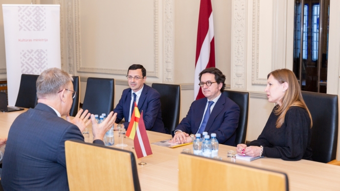 Ministra tikšanās ar Spānijas Karalistes vēstnieku Manuelu Alhamu Orenesu