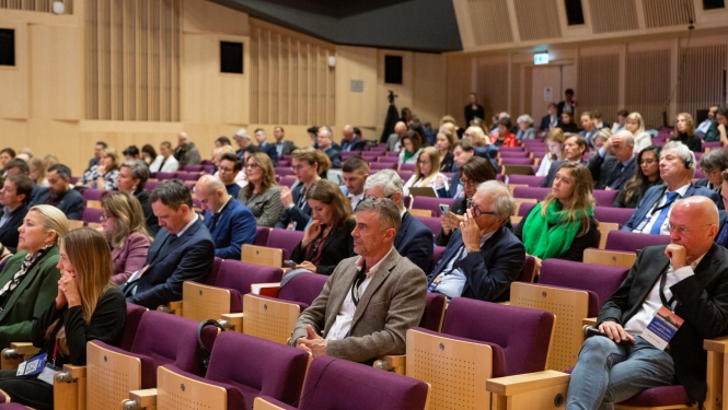 Konference “Spalva varenāka par zobenu? Risinot mūsdienu izaicinājumus vārda brīvības un žurnālistu drošības jomā”