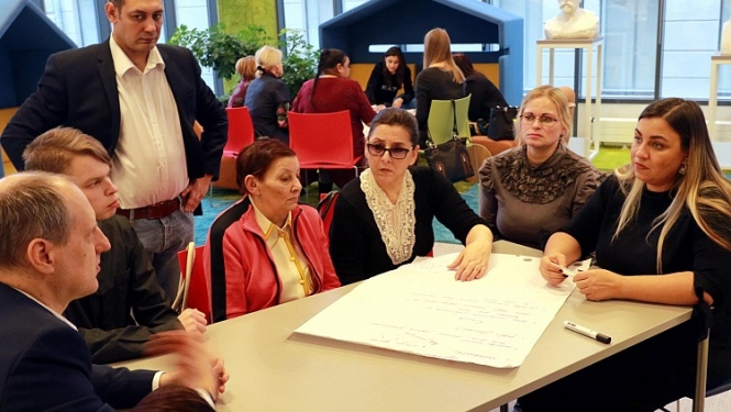 KM īstenota projekta ietvaros sekmē romu nodarbinātību