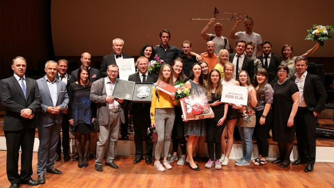 Dziesmusvētku Lielo balvu kā labākais pūtēju orķestris saņem Latvijas Universitātes Pūtēju orķestris