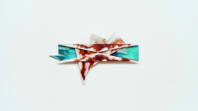 Daiga Grantiņa. Templis #3. Fragments. 2020. Koks, audums, krāsa. Foto: Stīvs Džeimss (Steve James)
