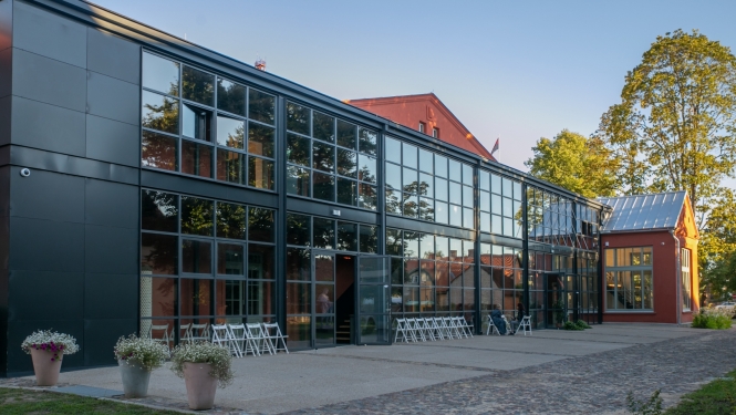 Atjaunota māja