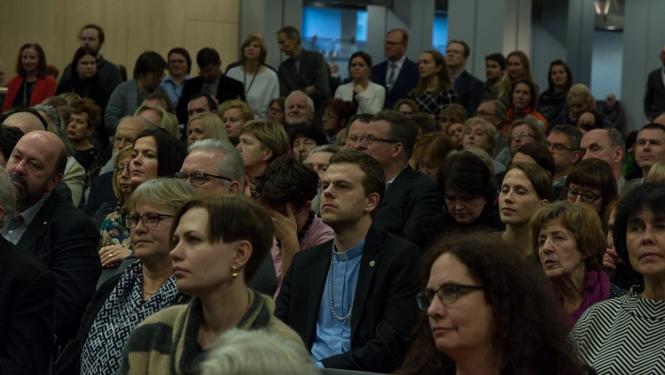 Izstādes “Luters. Pagrieziens” atklāšana LNB
