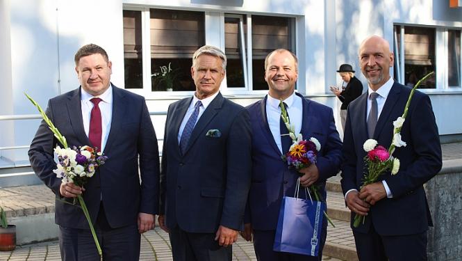 Kultūras ministrs apmeklē Ogres mūzikas un mākslas skolas jaunā mācību gada atklāšanas pasākumu