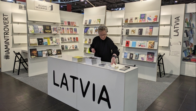 Latvijas nacionālais stends grāmatu tirgū Leipcigā