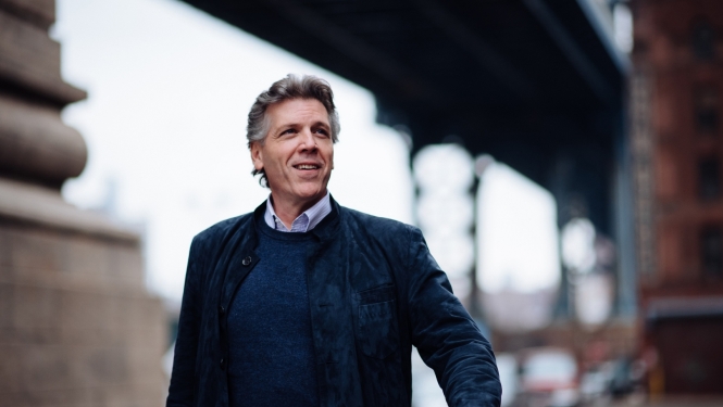 Amerikāņu baritons Tomass Hempsons (Thomas Hampson)