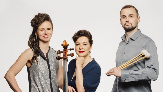 Trio “Art-i-Shock” - čelliste Guna Šnē, pianiste Agnese Egliņa un sitaminstrumentālists Guntars Freibergs