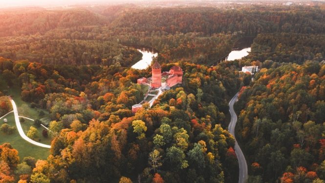 Turaidas pils apkārtne