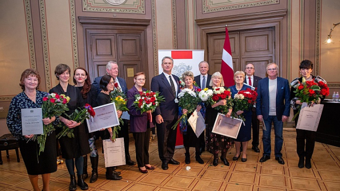 Pasniegti atzinības raksti par radošo ieguldījumu un mūža darbu kultūrā